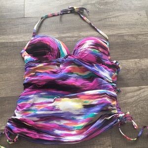 SPANX Swim Top! Super Flattering 🏝🌊